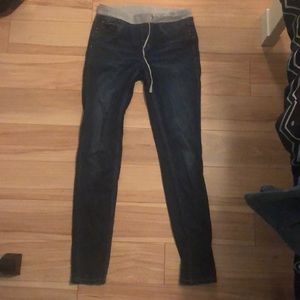 dark blue jeans